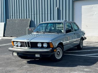 1983 320i